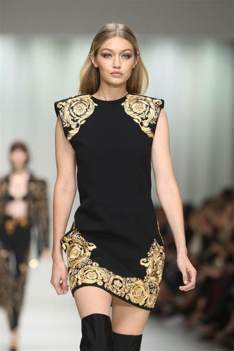 versace dress gigi hadid|gigi hadid versace virtual show.